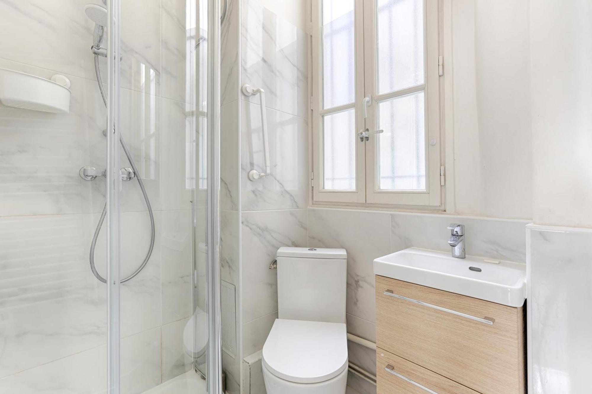Loft De Charme An Coeur Des Batignolles Appartement
